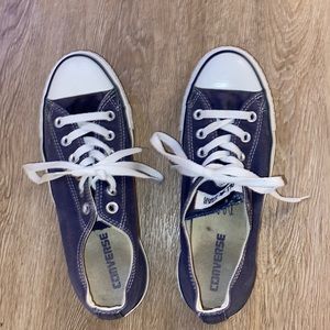 Navy converse